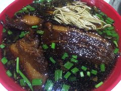 -小龙大肉面馆