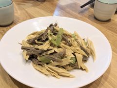 -伊喜饺子·烤鸭(五道口学院路店)