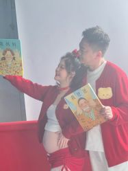 -十月日记高端孕妈妈摄影(黄金大厦店)