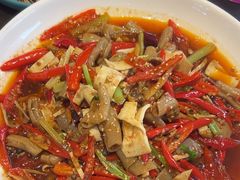 -川流不息·地道川菜·小龙虾(松东路店)