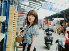 -亮佳鸿华二手市场