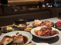 -草家酱蟹炭火烤肉店(珲春南路一店)