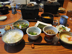 餐饮-榎屋旅馆‎