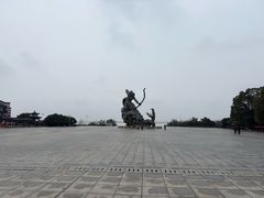 -巴陵广场