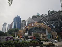 -爱雍·乌节