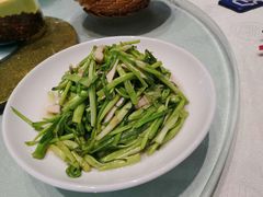 水芹菜炒香干-金典银峰老鹅馆·昆山菜(亭林公园店)