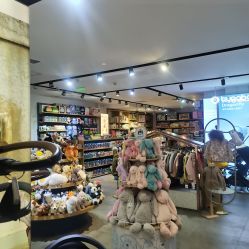 -国际蓝孩(将台路店)