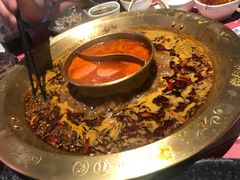 -哥老官重庆美蛙鱼头(宝山龙湖店)