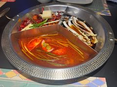 -廖掌柜·重庆鲜货火锅(上海首店)