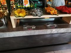 -昆山裕元花园酒店·温莎西餐厅