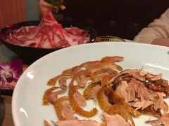 -三人行骨头王火锅(长寿店)