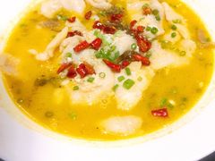 -皇城根·烤鸭·鱼头·家常菜(欧亚大观乐活城店)