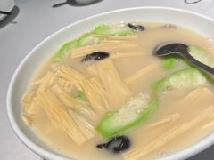 -汤城小厨•粤菜•靓汤(苏州街店)