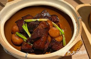 Qiao Street Signature Braised Pork