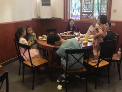 酸萝卜鱼火锅-大理.老字号渝记酸萝卜乌鱼(古城总店)