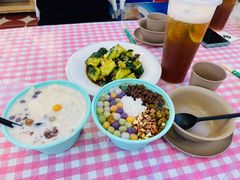 -捌贰虾蟹·江湖菜馆(江汉路店)