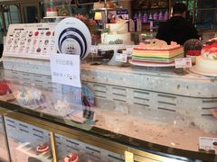 面包甜点陈列柜-巴黎贝甜(阳光上东店)