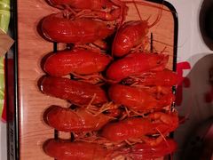 -肥肥虾庄·金牌油焖大虾(汉口城市广场店)
