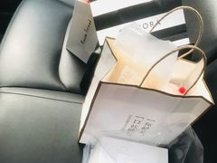 -奈雪的茶(亨特国际广场店)