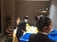 -瓦国小镇·果木烤鸭·融合菜(西口店)