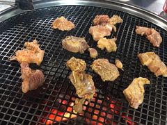 -小辣椒汤锅烧烤(温泉南街店)