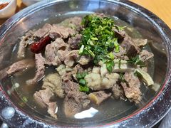 -大众跷脚牛肉馆·非遗传承单位(峨眉山店)