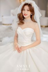-艾米丽婚纱礼服
