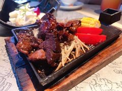 -穹六人间 people 6(岳阳路店)