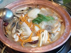 -阿婆情腊排骨火锅(忠义店)
