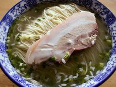 枫镇大肉面-裕兴记·三虾面(西北街总店)