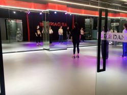 -STAR舞蹈工作室