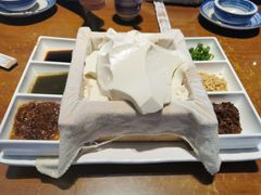 -95号酱骨·一块豆腐(展春园西路店)