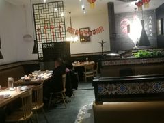 大堂-李子坝梁山鸡(北碚万达五鸡哥店)