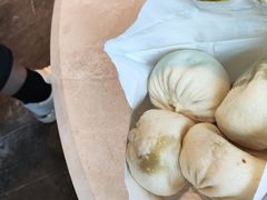 -李与白包子铺(桐梓林店)