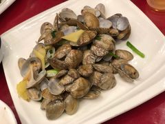 -侬佳蒸菜馆(听潮店)