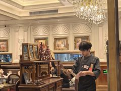 -秘密旅行Bonjour(黑金冠 江南西店)