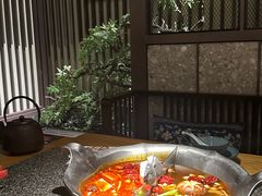 -湊湊火锅·茶憩(郑州绿地新都会店)