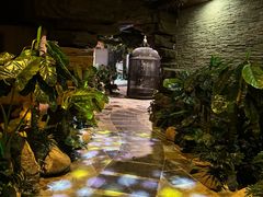 -泉城欧乐堡戏水湾艺术养生温泉