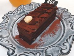 温哥华黑巧克力-RGF(巨鹿路店)