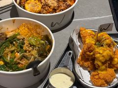 -W COLLECTIVE  DESSERT SHOP