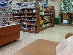 零售区-全家便利店(槐树巷店)