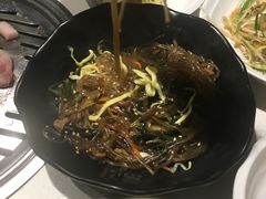 炒杂菜-本家韩国烤肉(青岛万象城店)