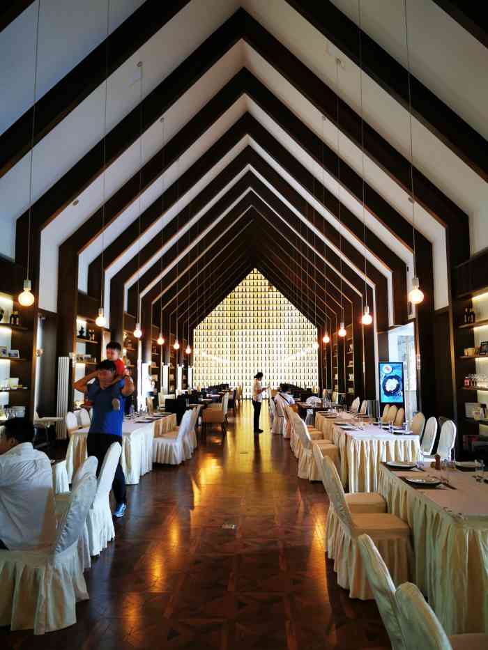 圣露庄园西餐厅-"世外桃源的环境 酒庄的面积很大 绿化非常.