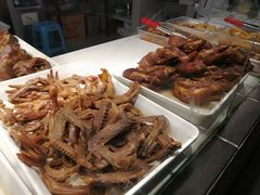 -老鼎万春卤菜(五代传承创始老店)