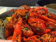 -肥肥虾庄·金牌油焖大虾(杨园滨江时代walk店)