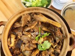 干煸香草鸭-霞姐屯昌枫木香草鸭店(海螺店)