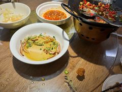 -聚鑫朋酸菜肥肠(九龙仓店)