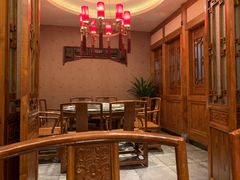 包厢-张大胡子鱼头火锅酒楼(长益路店)