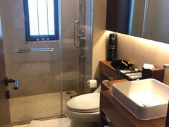 -三亚湾海居铂尔曼度假酒店