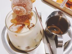 -露露家咖啡店